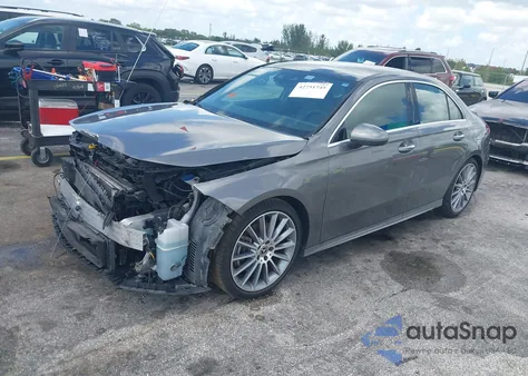 2019 Mercedes-Benz A 220 from USA, damaged, VIN WDD3G4EB9KW011580